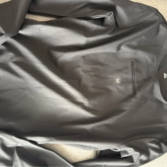 Yeezy Black Long Sleeve Tee - Picture 2 of 6